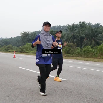 Runner Photo 7497693