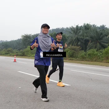 Runner Photo 7497695