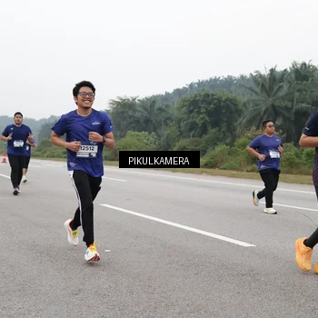 Runner Photo 7497698