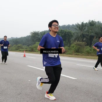 Runner Photo 7497709
