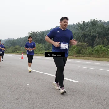 Runner Photo 7497718