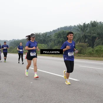 Runner Photo 7497729