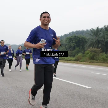 Runner Photo 7497747