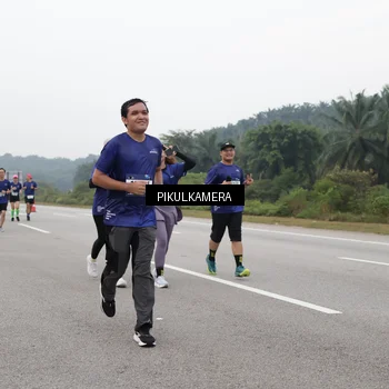 Runner Photo 7497753