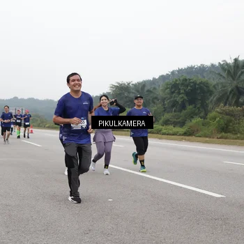 Runner Photo 7497754
