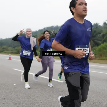 Runner Photo 7497755