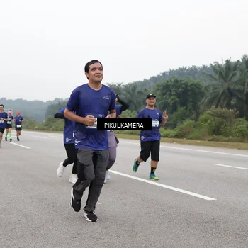 Runner Photo 7497756