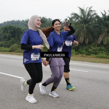 Runner Photo 7497764