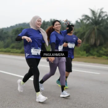 Runner Photo 7497766