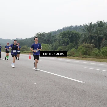 Runner Photo 7497768