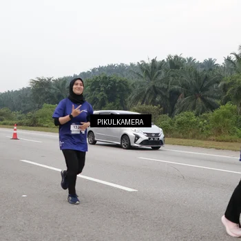Runner Photo 7497814