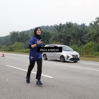 Runner Photo 7497816
