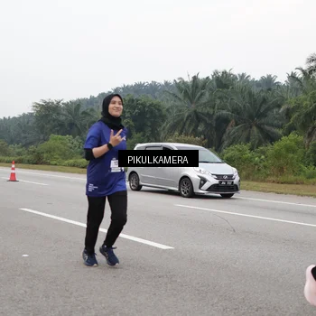 Runner Photo 7497817