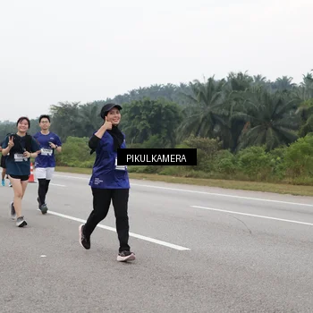 Runner Photo 7497824