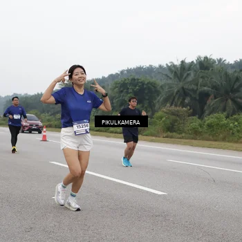 Runner Photo 7497861