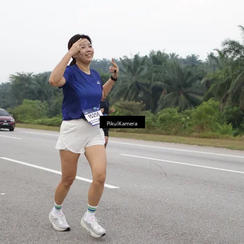 Runner Photo 7497863
