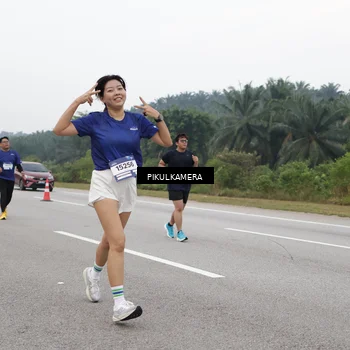 Runner Photo 7497868