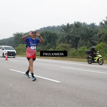 Runner Photo 7497883
