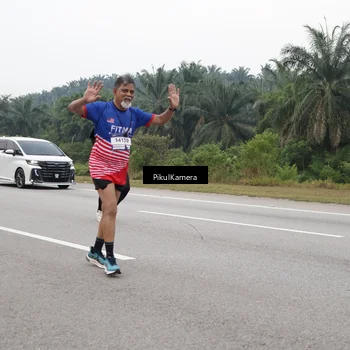 Runner Photo 7497885