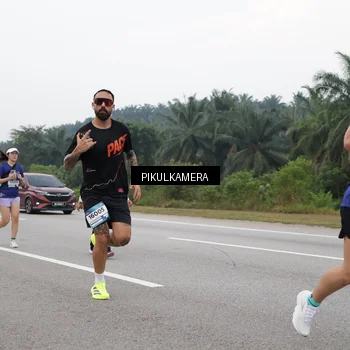 Runner Photo 7497900