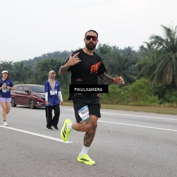 Runner Photo 7497907