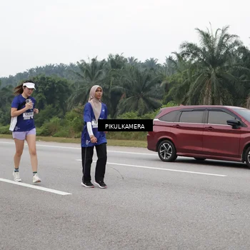 Runner Photo 7497914
