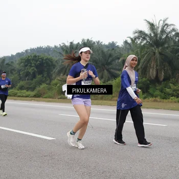 Runner Photo 7497917