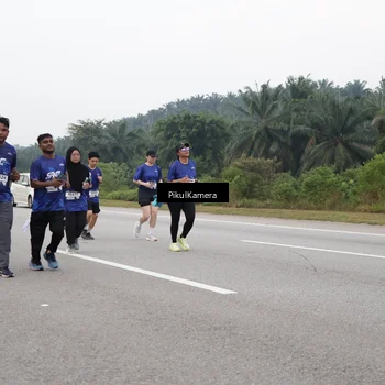 Runner Photo 7497922