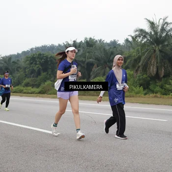 Runner Photo 7497923