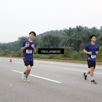 Runner Photo 7497941