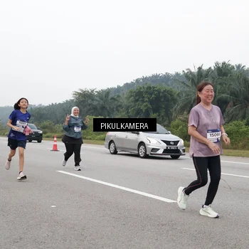 Runner Photo 7497951