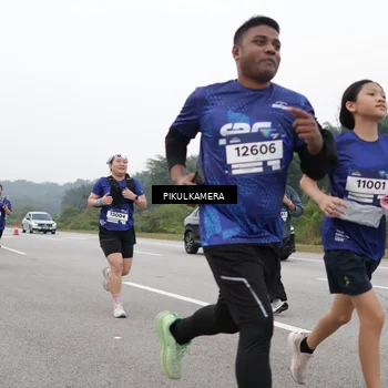 Runner Photo 7497963