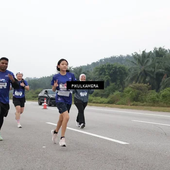 Runner Photo 7497968