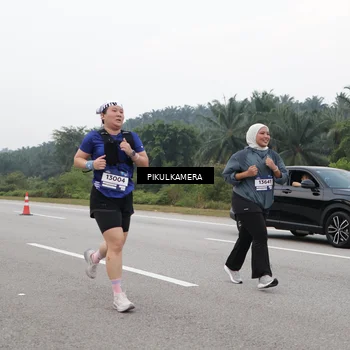 Runner Photo 7497970
