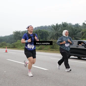 Runner Photo 7497971