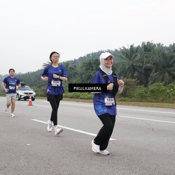 Runner Photo 7497994