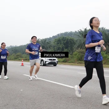 Runner Photo 7497997