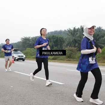 Runner Photo 7498006
