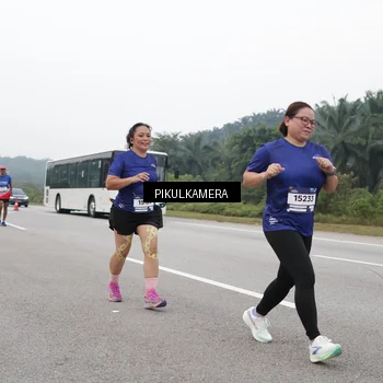 Runner Photo 7498021