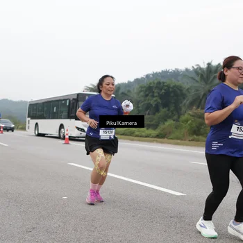 Runner Photo 7498025