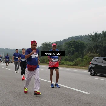 Runner Photo 7498026