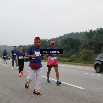 Runner Photo 7498027