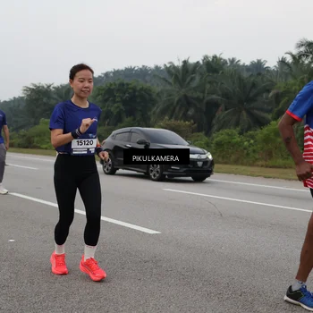 Runner Photo 7498034