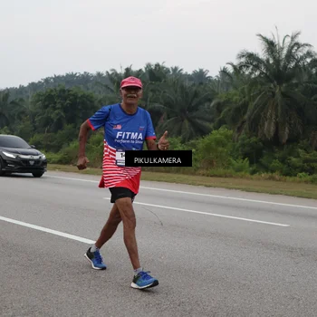 Runner Photo 7498039