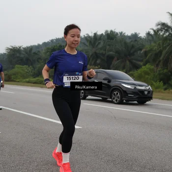 Runner Photo 7498051