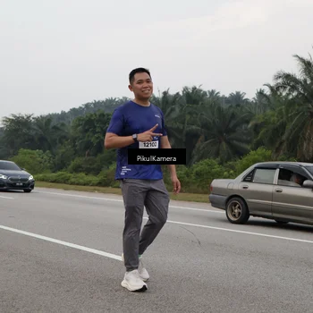 Runner Photo 7498052