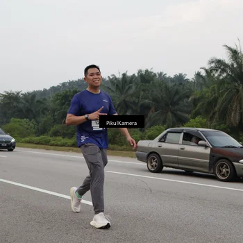 Runner Photo 7498053