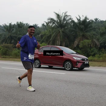 Runner Photo 7498082