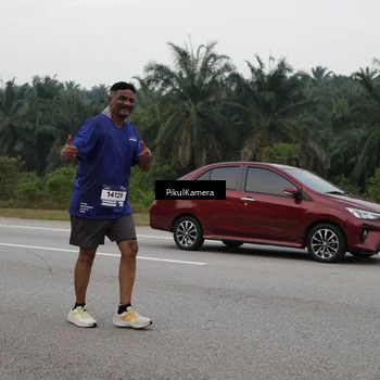 Runner Photo 7498083