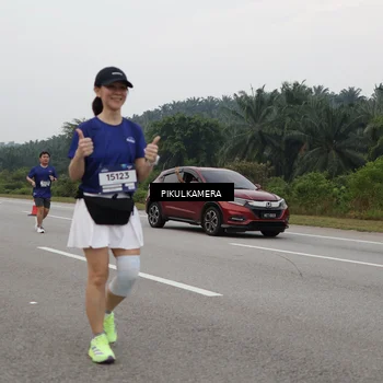 Runner Photo 7498085